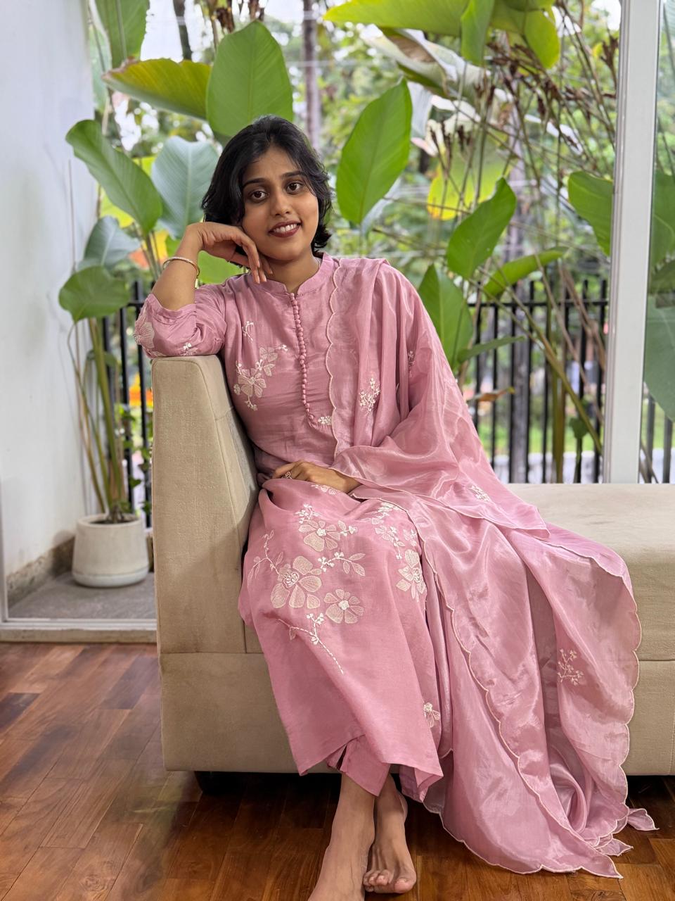 Premium Russian Silk Embroidered Collared Neck 3-Piece Kurta Set | Elegant Kurta, Pant & Dupatta