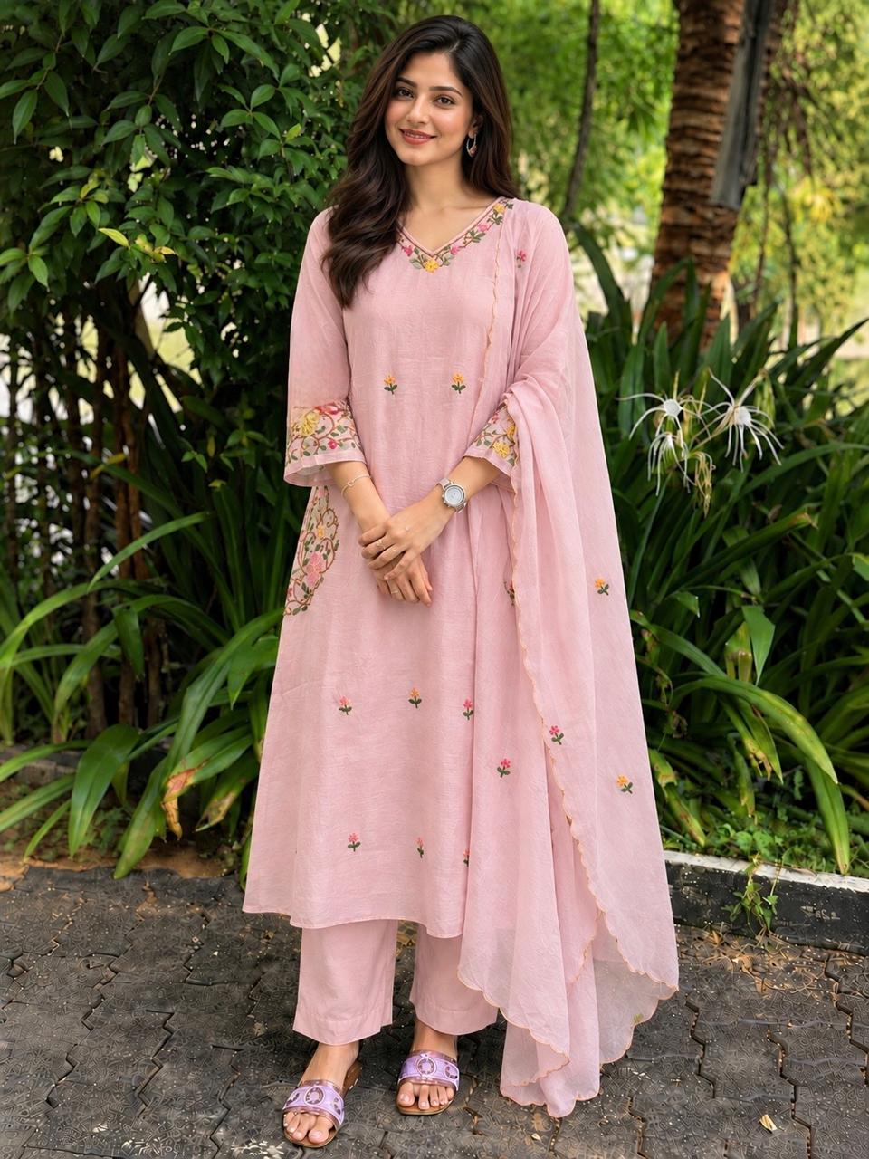 Mull Chanderi Salwar Suit