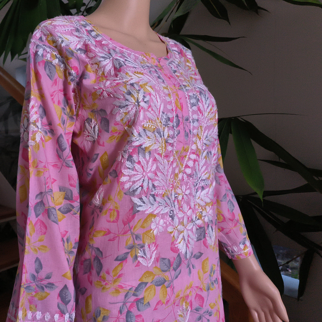 Transform Your Wardrobe with Classic Handcrafted Chikankari Kurti Pink