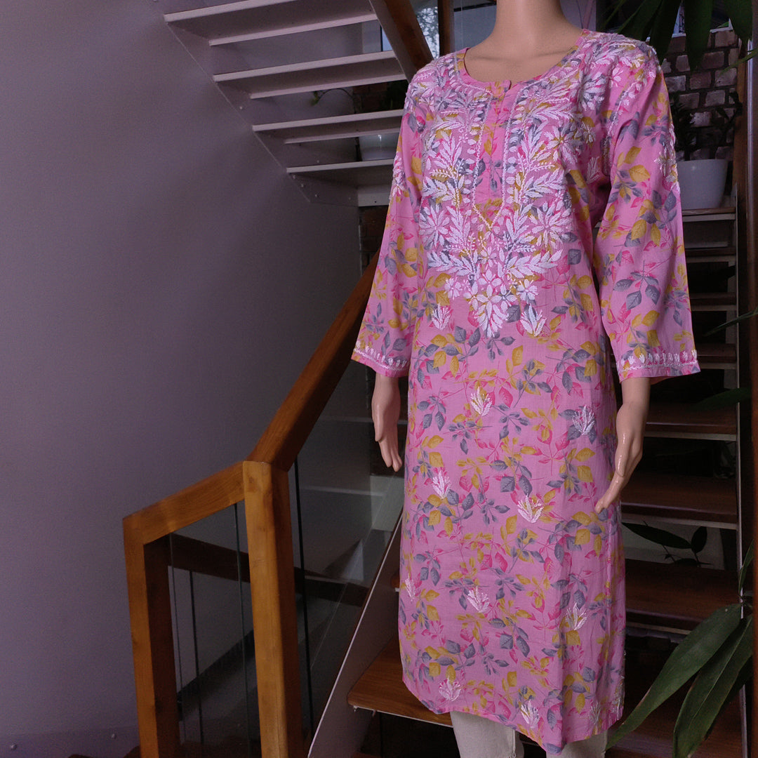 Transform Your Wardrobe with Classic Handcrafted Chikankari Kurti Pink