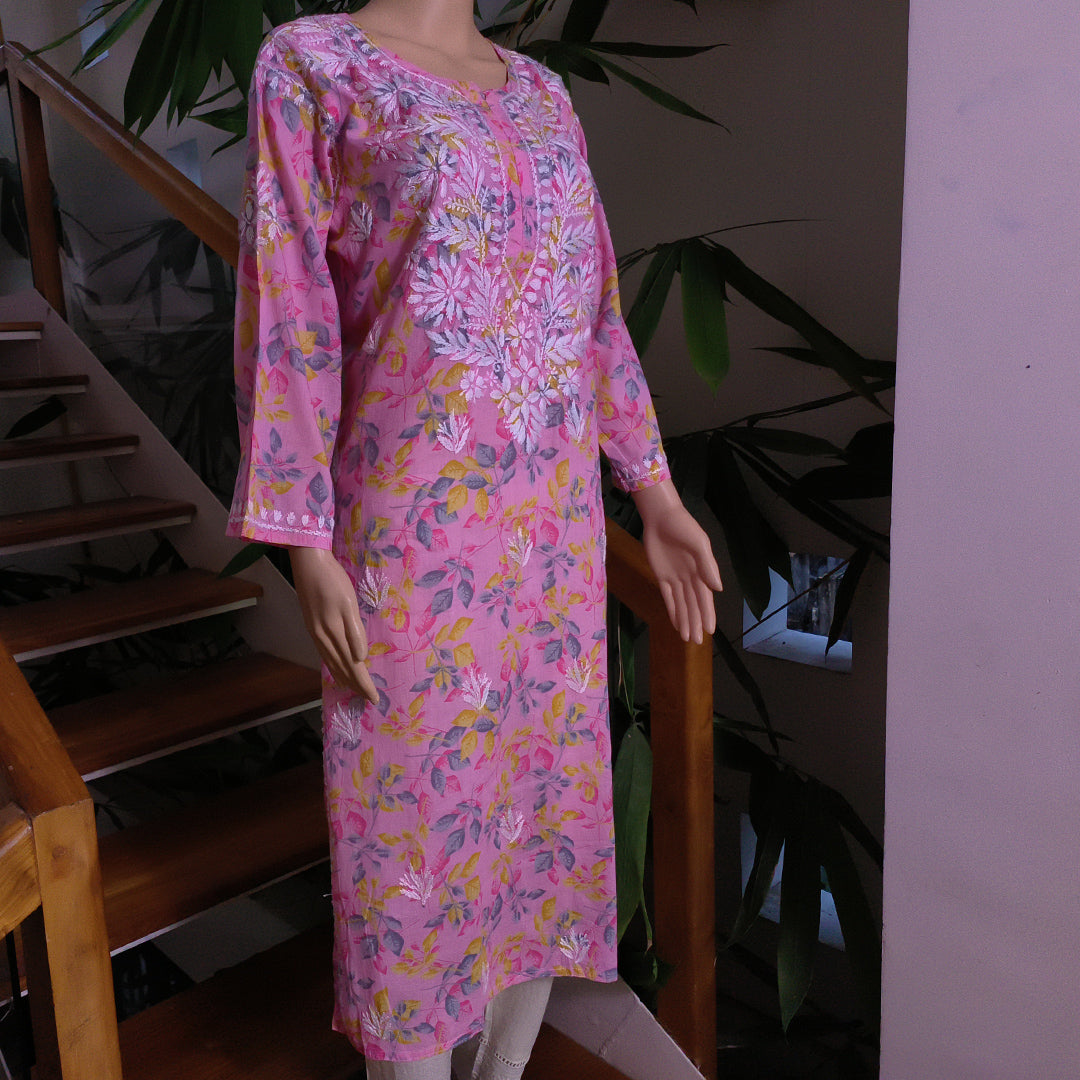 Transform Your Wardrobe with Classic Handcrafted Chikankari Kurti Pink