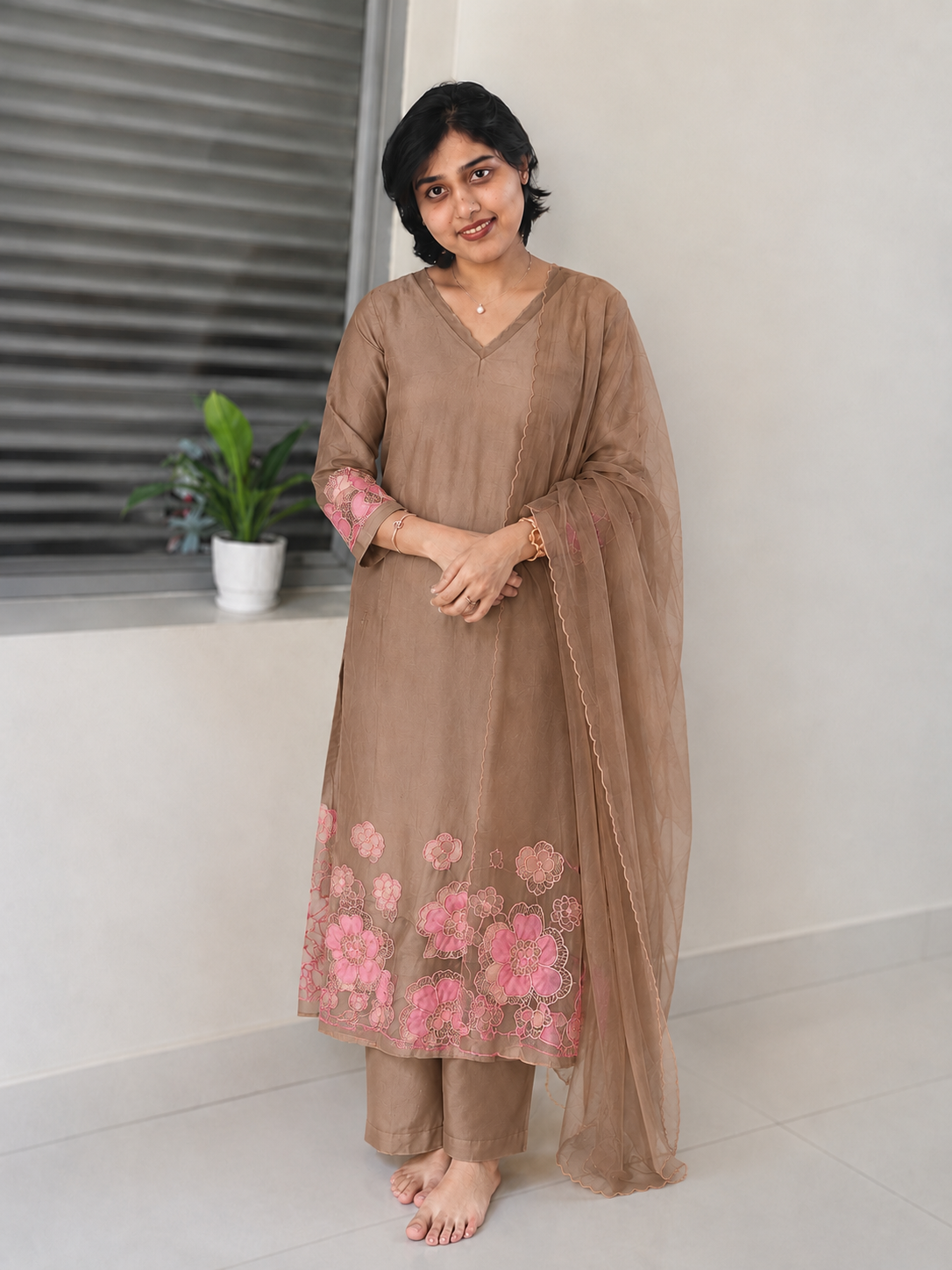 Premium Russian Silk Appliqué Embroidered 3-Piece Kurta Set | Designer Kurta, Pant & Dupatta