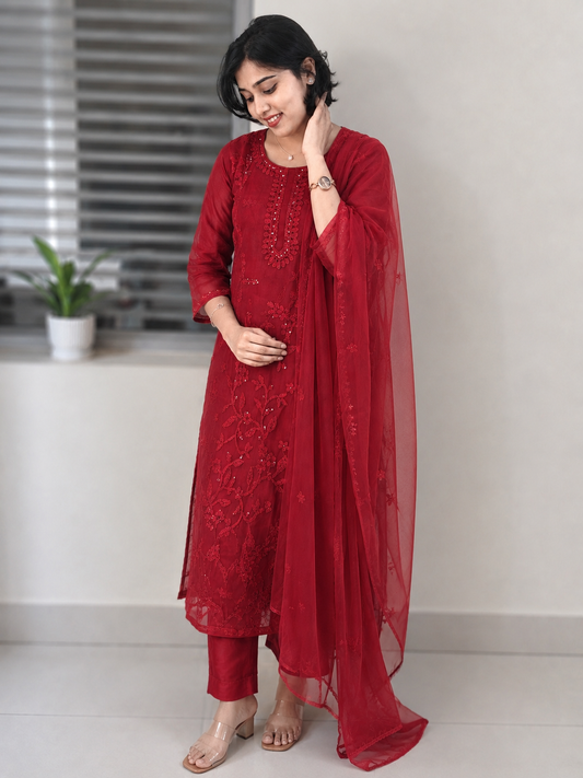 Premium Organza Thread Embroidered 3-Piece Set | Elegant Kurta, Pant & Organza Dupatta