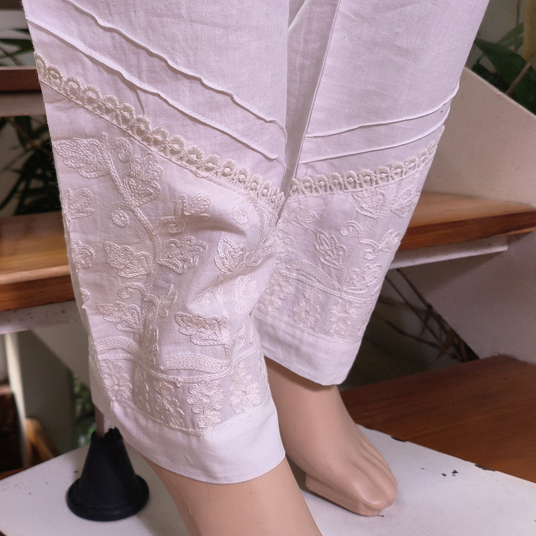 Women's Cotton Bottom with Lace Detailing