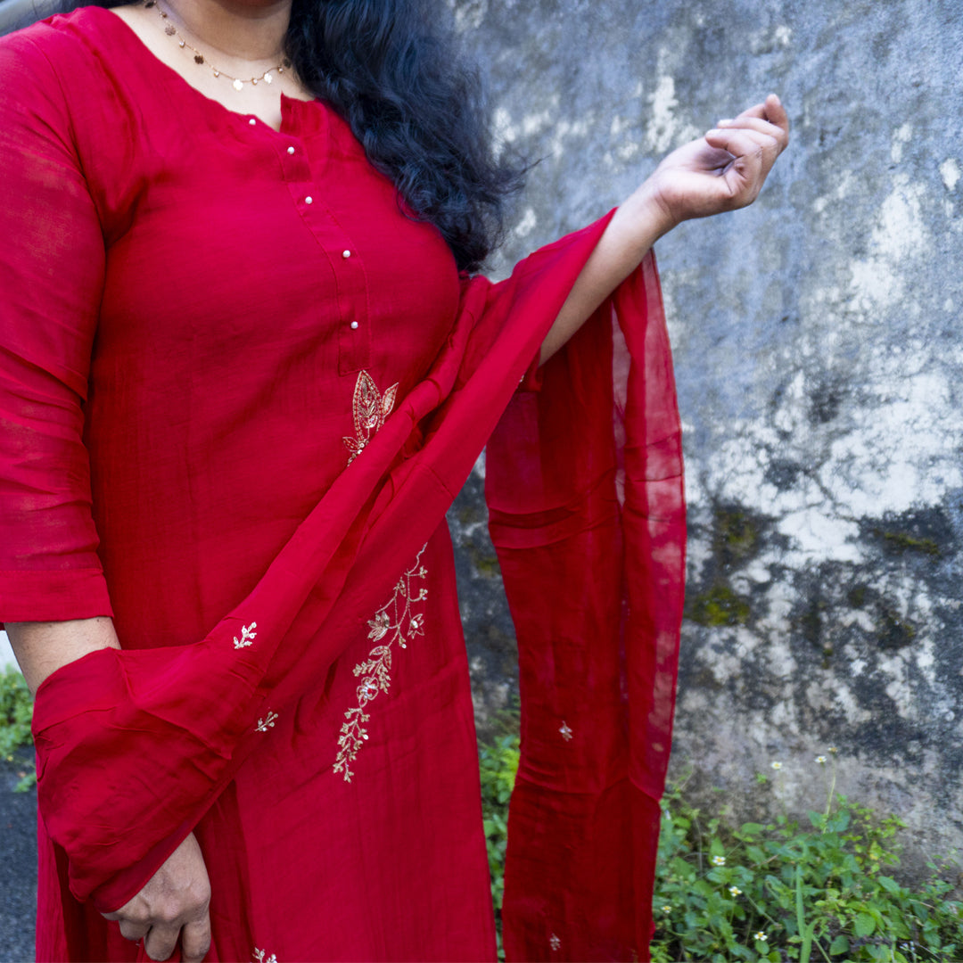 Premium Mull Chanderi for your everyday glow