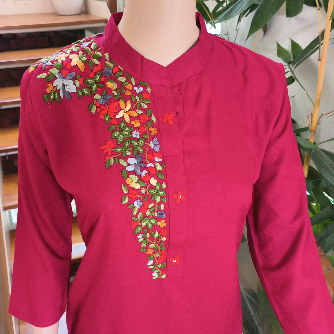 Elegant Hand-Embroidered Rayon Kurta