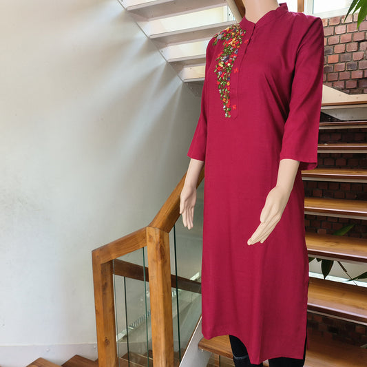 Elegant Hand-Embroidered Rayon Kurta