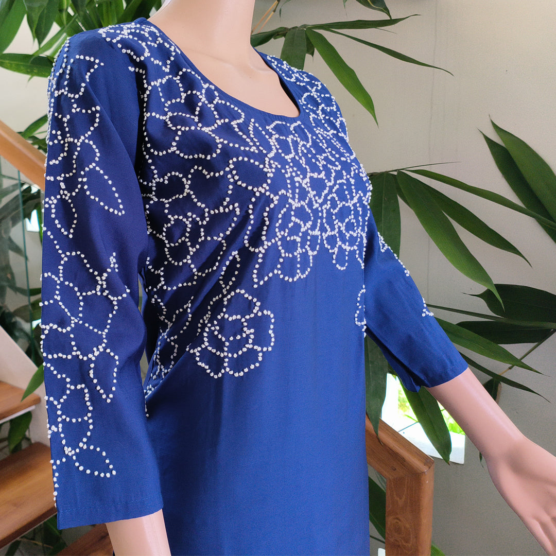 Fuchsia Semi-Silk Kurta with Elegant French Knot Detailing