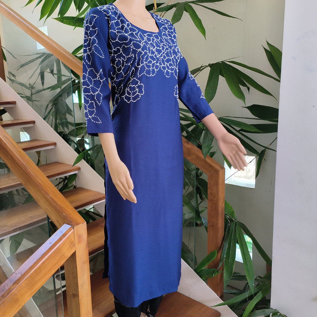 Fuchsia Semi-Silk Kurta with Elegant French Knot Detailing